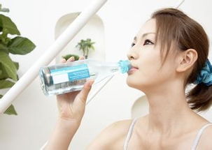 油性头发脱发的治疗与头发护理产品选购指南